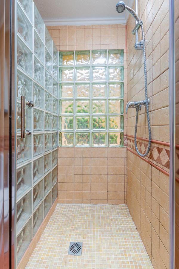 Fidalsa Coastal Soul Villa Торевиеха Екстериор снимка